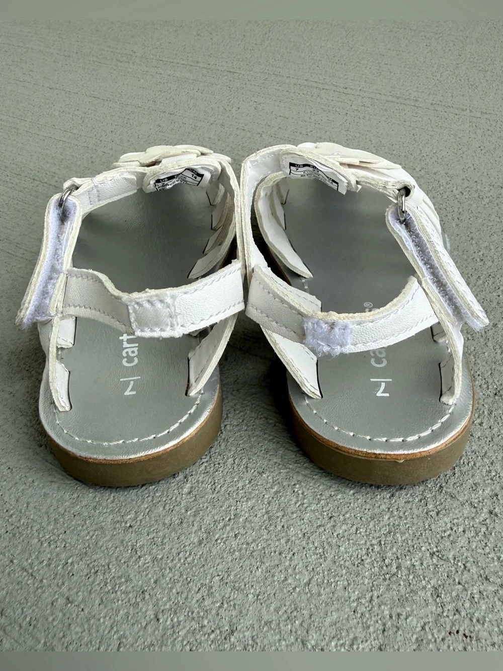 NWOT Carter's White Flower Toddler Spring Summer Faux Leather Sandals Size 7